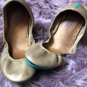 Metallic Gold Tieks